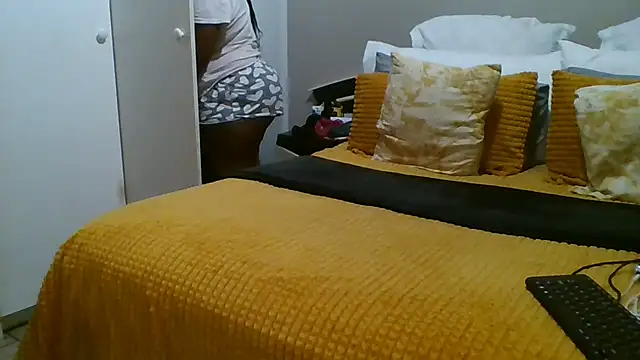 Nomthie online show from March 2026 02:44:02 AM