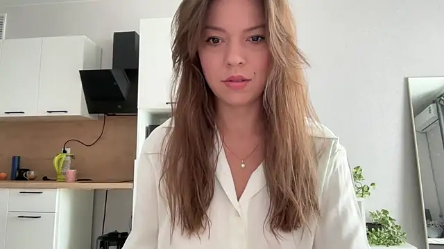 Snapshot of Victoria1Love chatting on September 2025 08:32:01 AM Victoria1Love online show from September 2025 08:32:01 AM