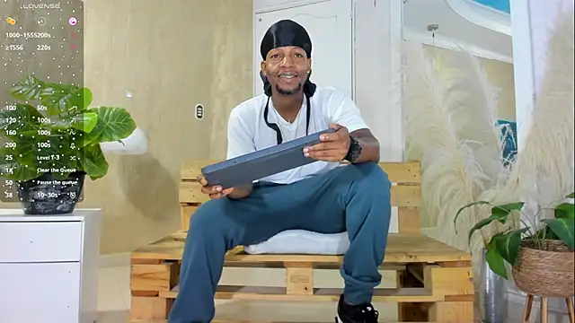 RicoBrown777  online show from April 2026 04:19:01 AM