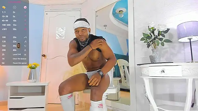 Snapshot of RicoBrown777_ chatting on March 2025 04:19:01 AM RicoBrown777 online show from March 2025 04:19:01 AM