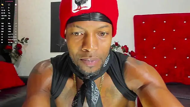 Snapshot of RicoBrown777_ chatting on September 2025 04:12:01 AM RicoBrown777 online show from September 2025 04:12:01 AM