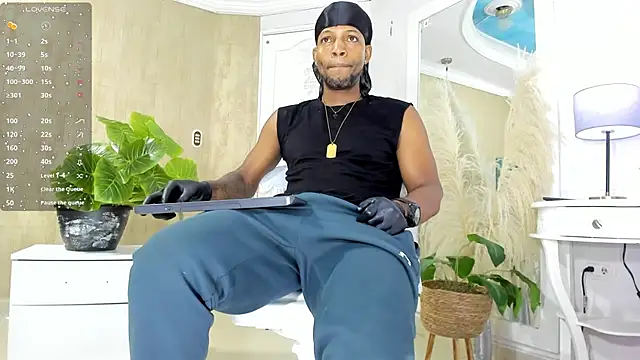 RicoBrown777  online show from May 2026 04:14:01 AM