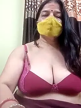 Snapshot of IndianAngle chatting on July 2026 04:19:01 AM IndianAngle online show from July 2026 04:19:01 AM