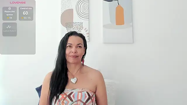 Evawalker  online show from May 2026 02:46:02 PM