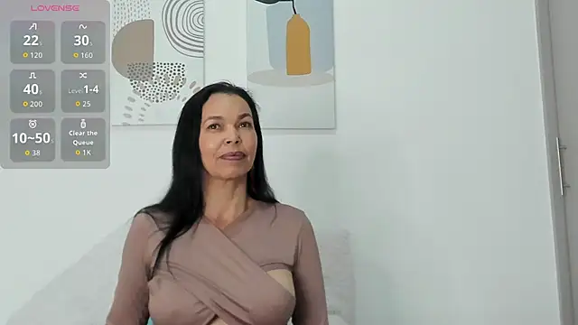 Evawalker  online show from December 2025 02:56:01 AM