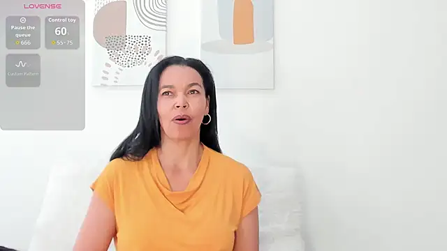 Evawalker  online show from January 2026 02:42:01 PM