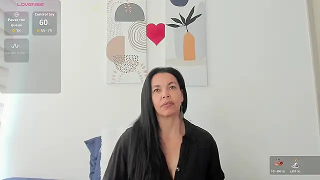 Evawalker  online show from May 2026 02:56:02 PM