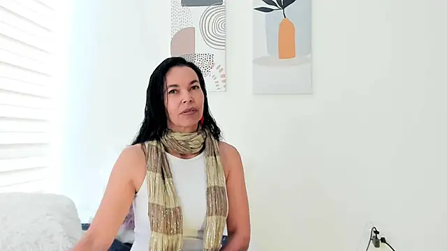 Evawalker  online show from October 2025 06:21:01 PM