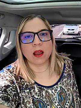 Snapshot of MissMaria chatting on February 2026 07:24:02 PM MissMaria online show from February 2026 07:24:02 PM