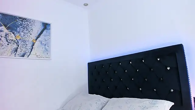 Snapshot of MissMaria chatting on December 2024 04:11:02 AM MissMaria online show from December 2024 04:11:02 AM