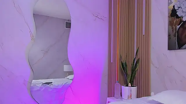 Snapshot of Daphne81_ chatting on September 2025 02:28:02 AM Daphne81  online show from September 2025 02:28:02 AM