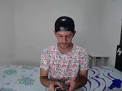 dirty boy horny online show from November 2025 09:59:02 PM