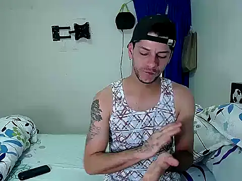 dirty boy horny online show from November 2025 09:08:01 PM