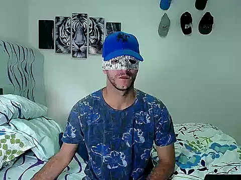 dirty boy horny online show from November 2025 09:13:02 PM