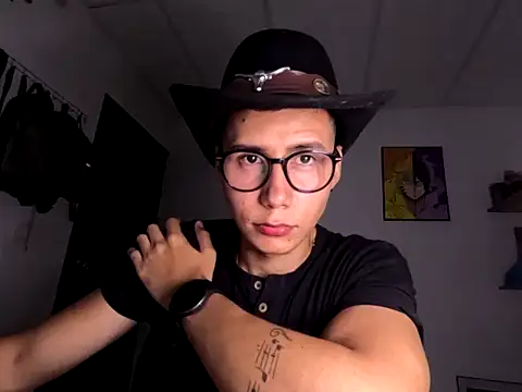 Abercend online show from October 2025 02:54:01 AM