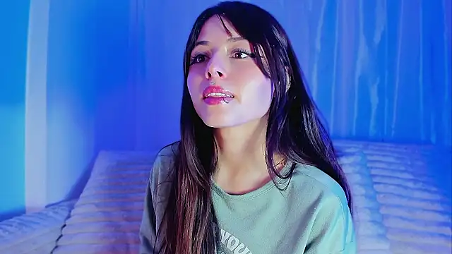 EmilyWithe online show from March 2026 11:27:01 PM