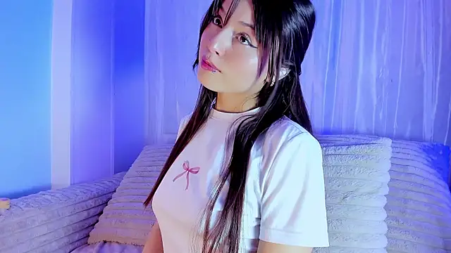 EmilyWithe online show from April 2026 11:00:02 PM