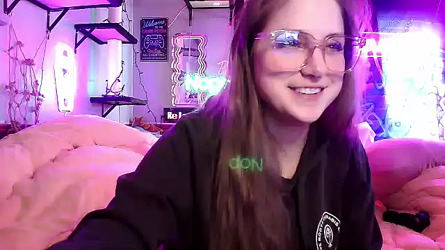 mirannacult online show from February 2025 08:32:02 PM