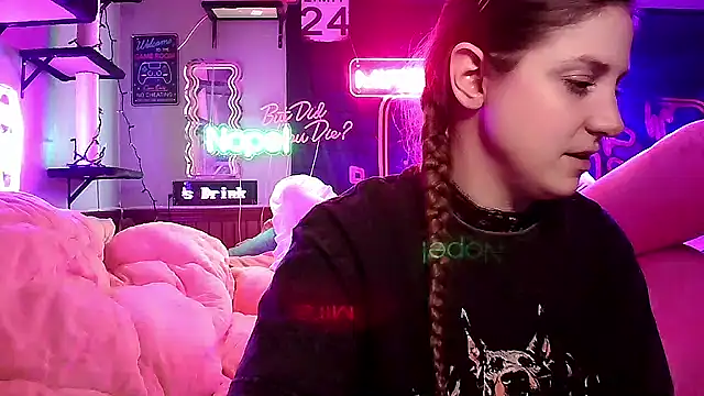 mirannacult online show from March 2025 09:02:01 AM