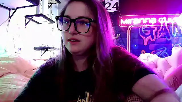 mirannacult online show from March 2025 01:40:01 PM