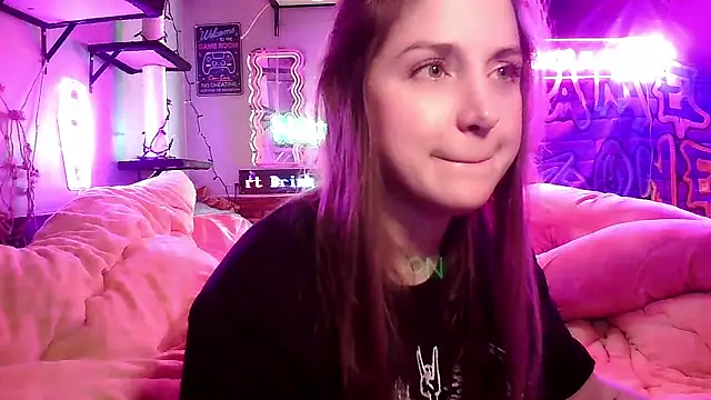 mirannacult online show from February 2025 07:41:01 AM