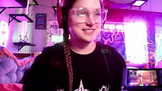 mirannacult online show from February 2025 06:08:02 PM