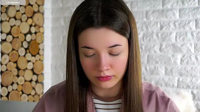 LowOncoming online show from November 2025 02:12:02 AM