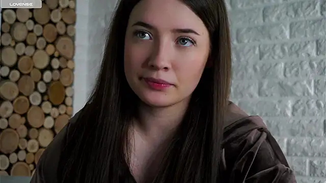 LowOncoming online show from April 2026 02:18:01 AM