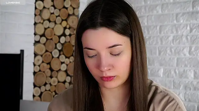 LowOncoming online show from October 2025 02:32:02 AM