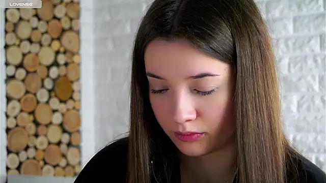 LowOncoming online show from January 2026 02:06:02 AM