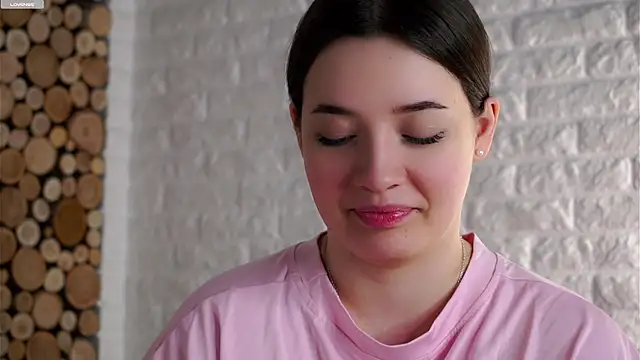 LowOncoming online show from April 2026 02:18:02 AM