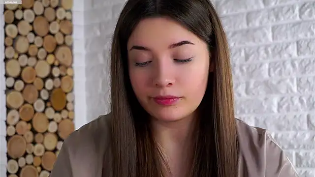 LowOncoming online show from March 2026 01:55:01 AM