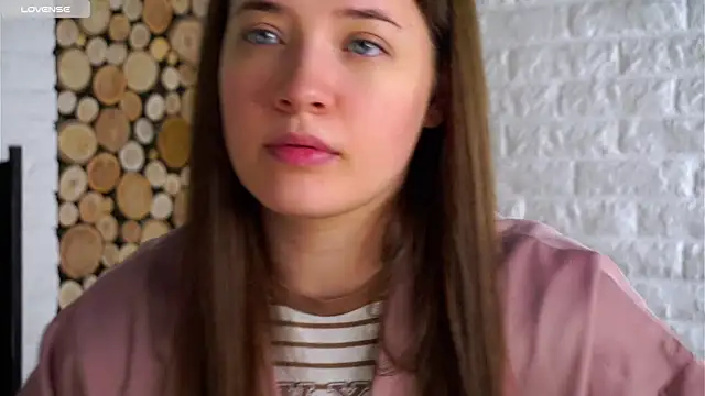 LowOncoming online show from November 2025 02:04:01 AM