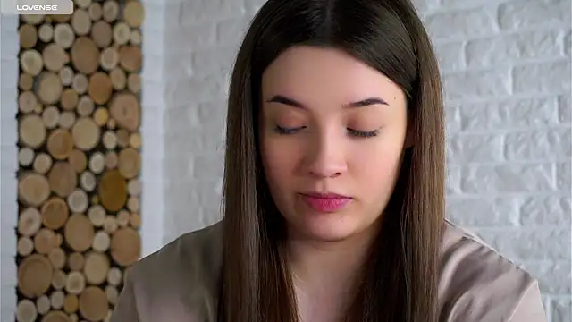 LowOncoming online show from February 2026 02:02:02 AM