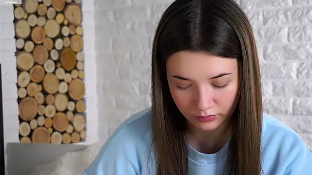 LowOncoming online show from November 2025 02:10:01 AM