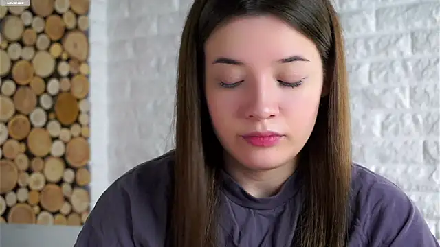 LowOncoming online show from January 2026 02:07:01 AM