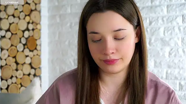 LowOncoming online show from November 2025 02:11:01 AM