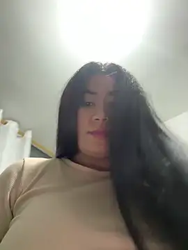 Snapshot of _MadiLee_ chatting on February 2025 05:18:02 AM MadiLee online show from February 2025 05:18:02 AM