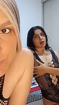 Snapshot of Sensually_Explosive chatting on May 2026 01:03:01 AM Sensually Explosive online show from May 2026 01:03:01 AM