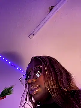 LillShayy online show from December 2025 06:29:01 AM