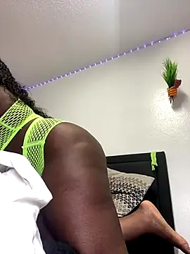 LillShayy online show from December 2025 07:08:01 AM