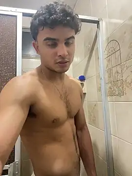 Mentriplex online show from September 2025 03:20:02 AM