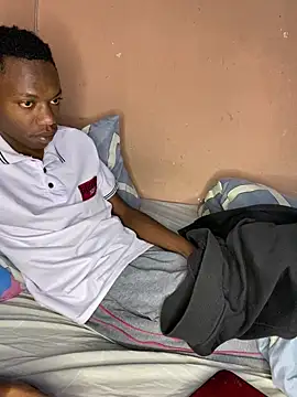 Snapshot of fireboyafrica chatting on September 2025 11:27:01 PM fireboyafrica online show from September 2025 11:27:01 PM