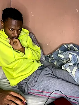 Snapshot of fireboyafrica chatting on September 2025 12:06:02 AM fireboyafrica online show from September 2025 12:06:02 AM