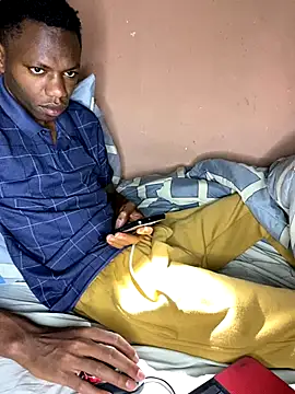 Snapshot of fireboyafrica chatting on September 2025 11:05:02 PM fireboyafrica online show from September 2025 11:05:02 PM