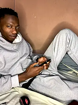 Snapshot of fireboyafrica chatting on October 2025 10:33:01 PM fireboyafrica online show from October 2025 10:33:01 PM
