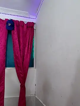 Michelle Brito1 online show from February 2026 02:14:01 PM