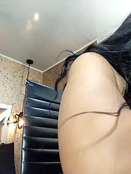 Michelle Brito1 online show from September 2025 08:32:01 PM