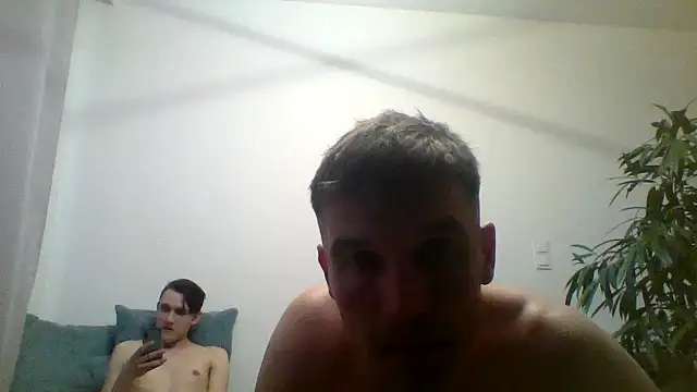 duoboys online show from April 2026 04:36:01 PM