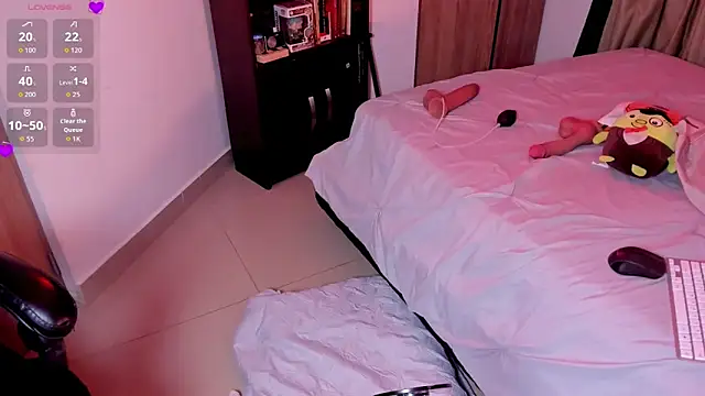 LilyRobertts online show from November 2025 02:34:02 AM